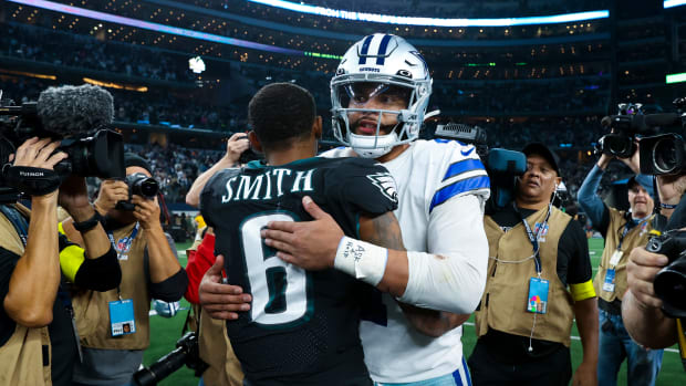 dak prescott devonta smith cowboys